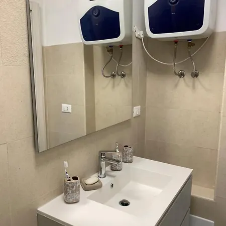 Feriehus Del Brigante, 200m From The Beach, 80m², 2 Bedrooms, 4-5 Persons Capitana