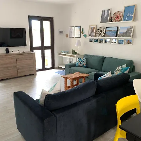 Del Brigante, 200m From The Beach, 80m², 2 Bedrooms, 4-5 Persons *