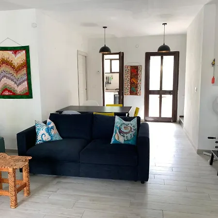 Feriehus Del Brigante, 200m From The Beach, 80m², 2 Bedrooms, 4-5 Persons Capitana