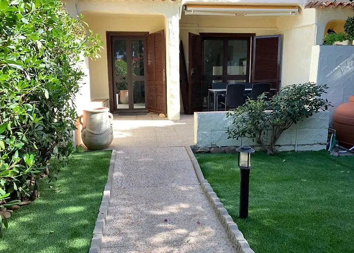 Del Brigante, 200m From The Beach, 80m², 2 Bedrooms, 4-5 Persons カピターナ