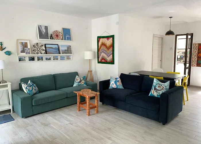 Del Brigante, 200m From The Beach, 80m², 2 Bedrooms, 4-5 Persons カピターナ